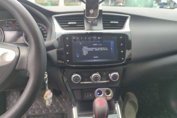 Used Nissan Sylphy 2022 Classic 1.6XL CVT Luxury Edition Audio And AC Panel