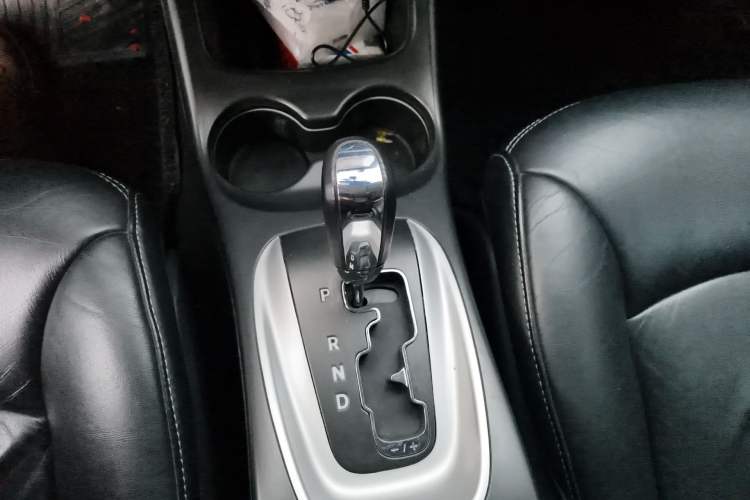 Used Dodge Journey 2013 2.4L Two-Wheel Drive Luxury Version
