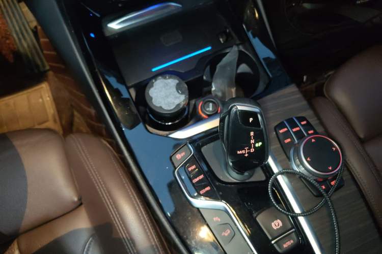 Used BMW X3 2019 xDrive28i Luxury Package Gear Lever