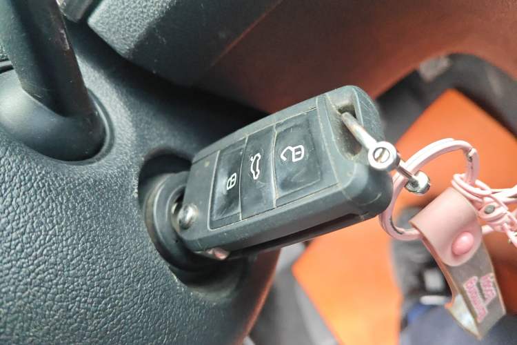 Used Volkswagen Lamando 2015 330TSI DSG Comfort Edition
