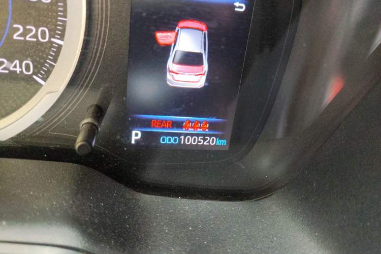 Used Toyota Corolla 2022 Dual-Motor 1.8L E-CVT Pioneer Edition
