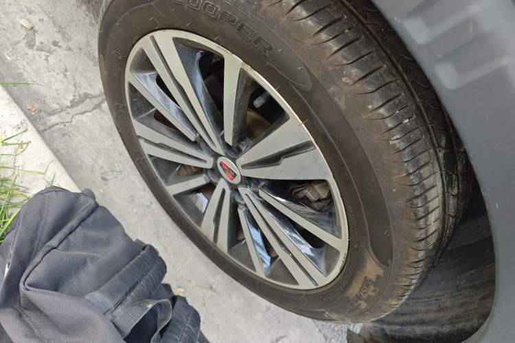 Used Roewe RX5 2019 20T Two-Wheel Drive Automatic 4G Connected Platinum Edition