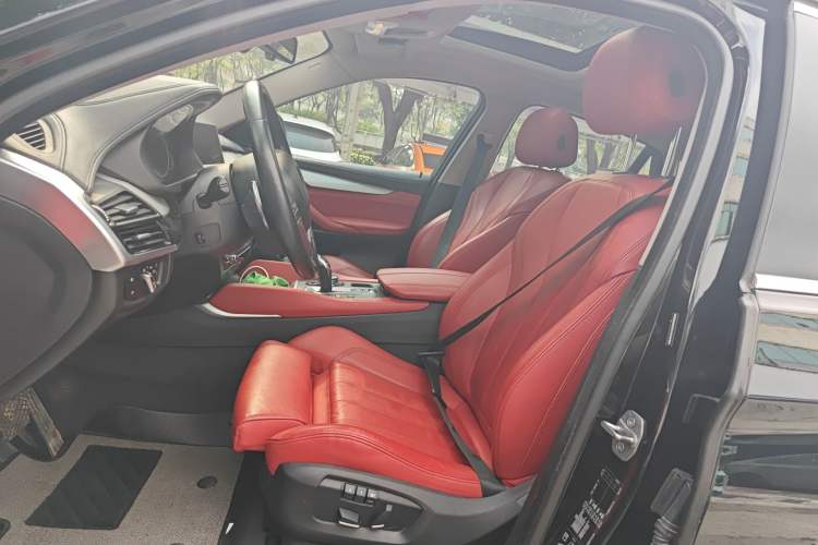 Used BMW X6 2015 xDrive35i Leading Model Left Front Seat