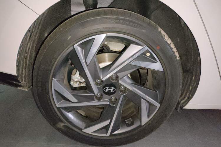 Used Hyundai Elantra 2023 1.5L CVT GLX Elite Edition