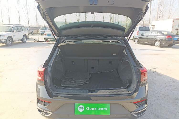 Used Volkswagen T-ROC 2018 280TSI DSG Two-Wheel Drive Advanced Version China V Emission Standard
