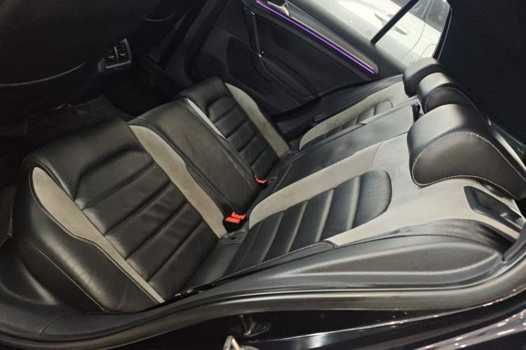 Used Volkswagen Golf 2017 280TSI Automatic R-Line Million-Vehicle Commemorative Edition