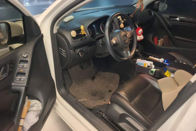 Used Volkswagen Golf 2012 1.4 TSI Automatic Comfort Edition Driver Seat