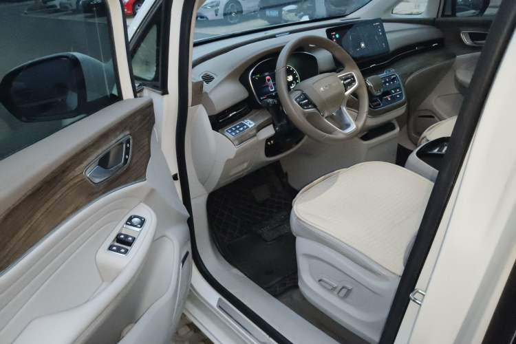 Used Roewe iMAX8 2023 400TGI Comfort Edition Driver Seat