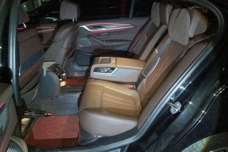 Used BMW 5 Series 2022 Second Facelift 530Li Luxury Version M Sport Package
