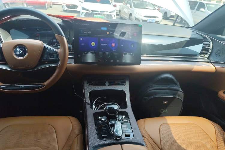 Used BYD Han 2022 DM-i 121KM Luxury Model