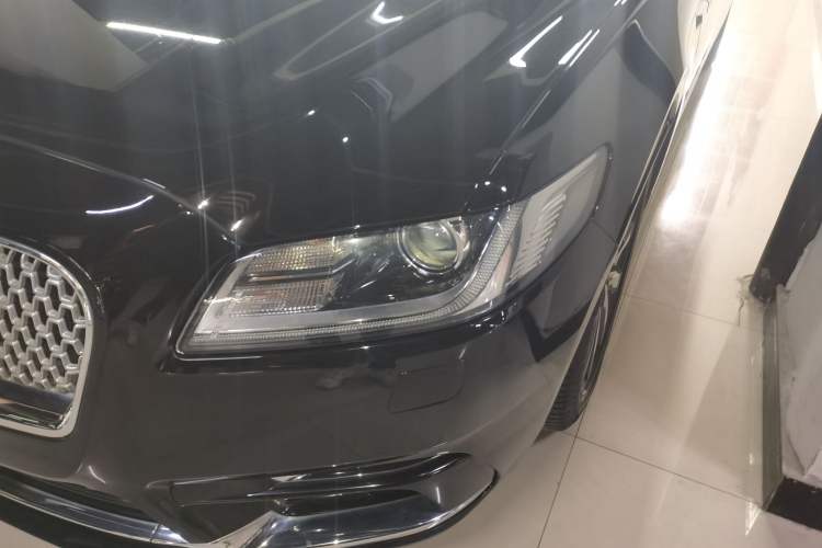 Used Lincoln Continental 2018 2.0T Two-Wheel Drive Deluxe Edition Left Front Headlight