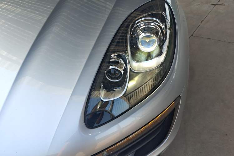 Used Porsche Macan 2014 Macan 2.0T