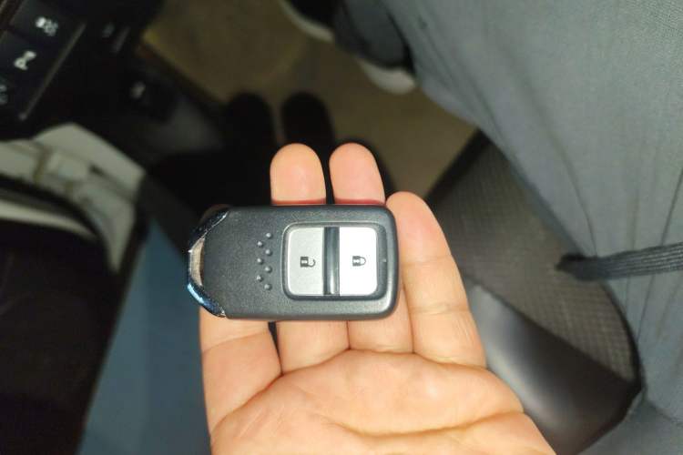 Used Honda Jade 2017 1.8L automatic Comfort version 5 seats