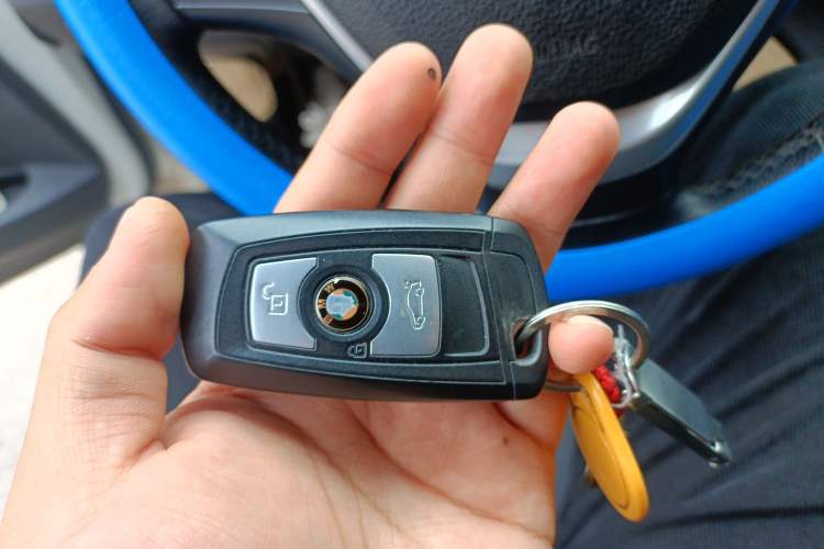 Used BMW 3 Series 2016 316Li Fashion Model Vehicle Key