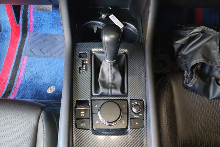 Used Mazda 3 Axela 2021 2.0L Automatic Zhiya Edition Gear Lever