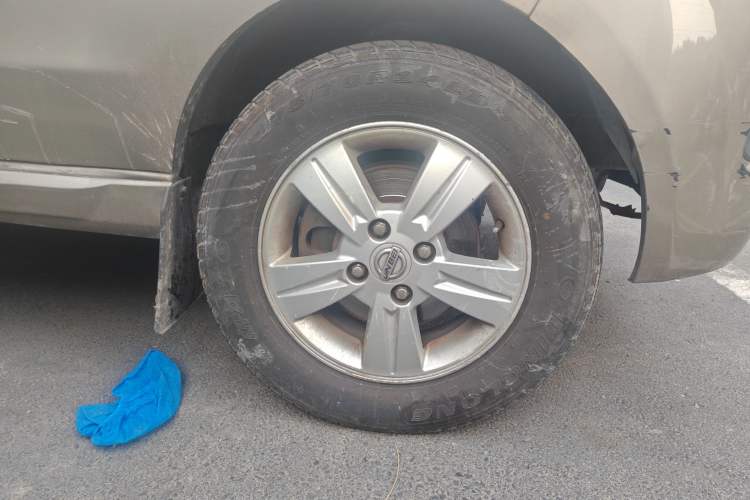 Used Jinbei New Hiace X30L 2016 1.5L Business Edition DLCG14 Right Front Wheel Hub