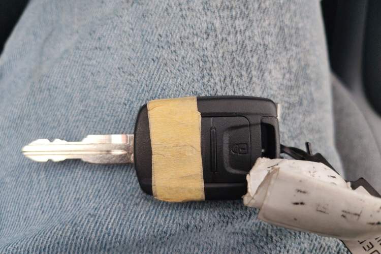 Used Wuling Hongguang New Energy 2025 Extended-Range Hybrid 50 km Standard Version Vehicle Key