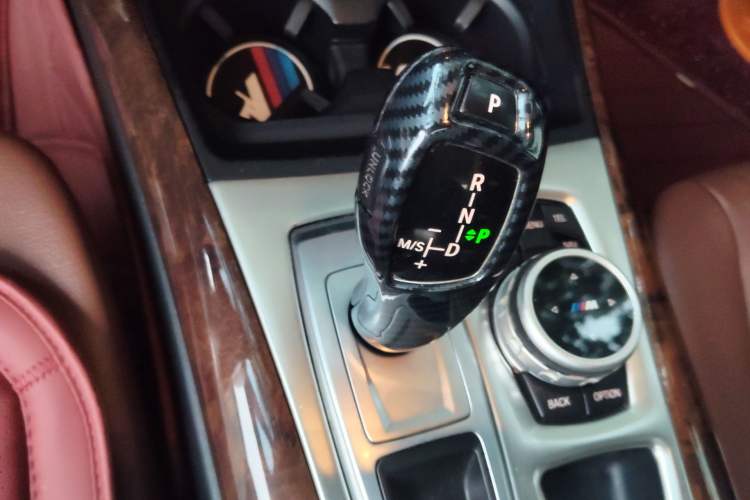 Used BMW X5  Gear Lever