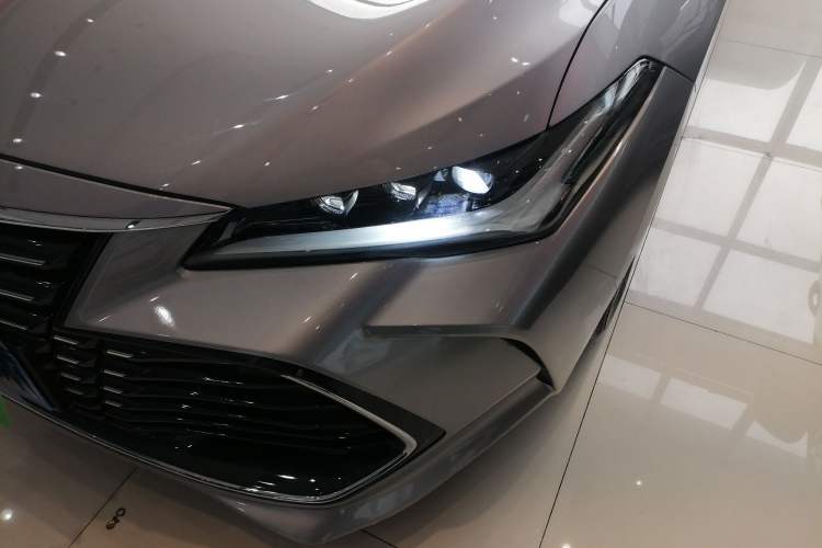 Used Toyota Avalon 2023 2.0L Premium Edition