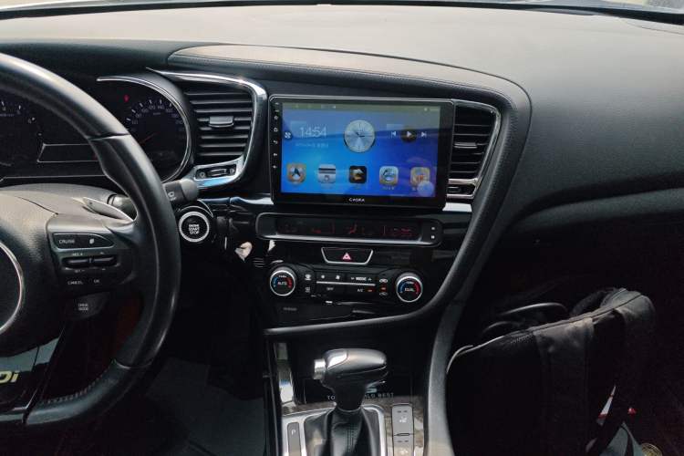 Used Kia K5 2015 2.0L Automatic LUX
