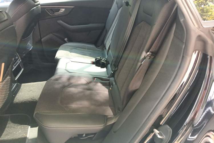 Used Audi Q8 2021 55 TFSI Prestige Dynamic Edition Left Rear Seat