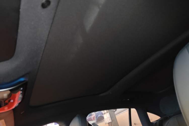 Used Mercedes-Benz EQE 2022 350 First Edition Special Version Headliner