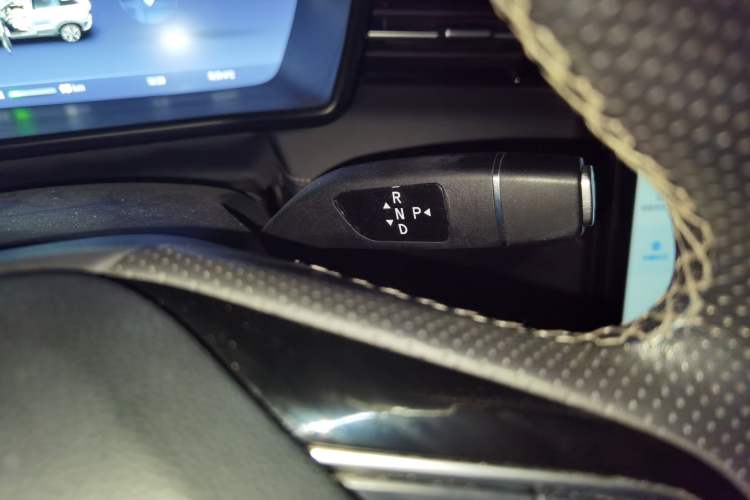 Used XPeng G3 2019 Deluxe Edition Gear Lever