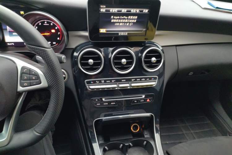 Used Mercedes-Benz C-Class 2018 C 200 Sport Edition Audio And AC Panel