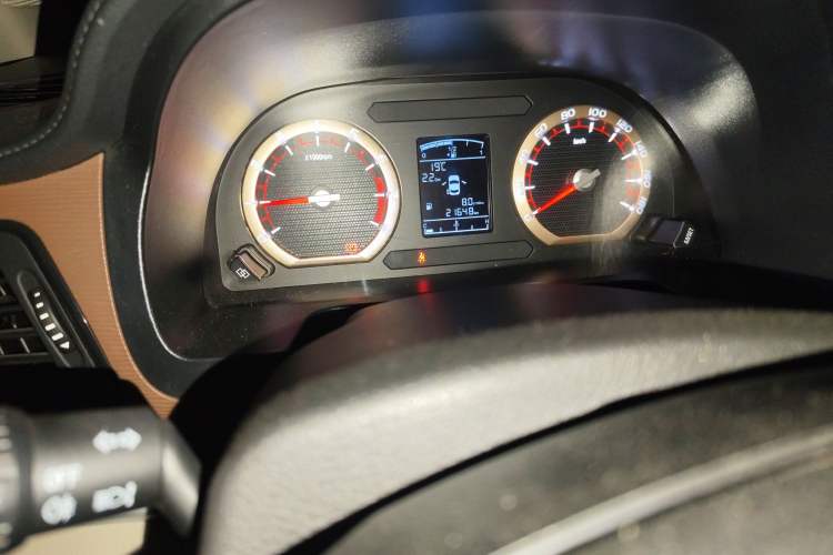 Used FORTHING Lingzhi 2019 M5L 1.6L 7-Seater Exclusive Model China VI Standard Instrument Cluster