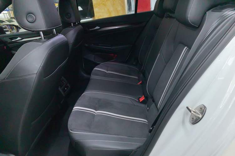 Used Volkswagen Golf 2021 280TSI DSG R-Line
