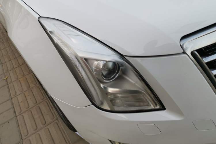 Used Cadillac XTS 2015 28T Comfort Model
