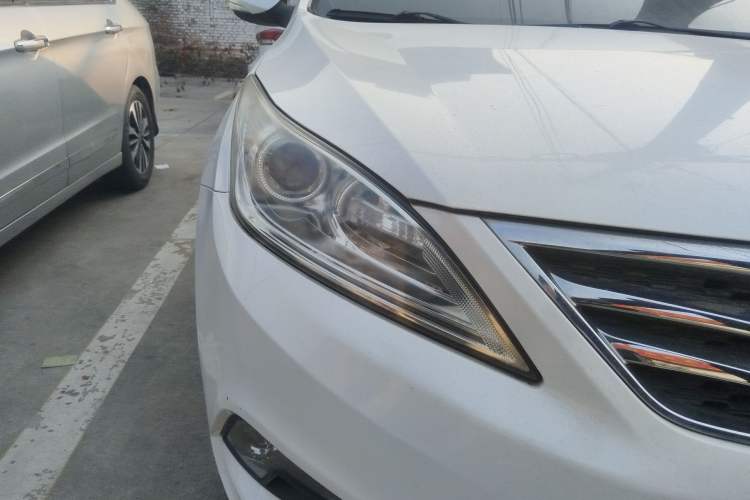 Used CHANGAN Eado 2015 1.6L Manual Luxury Model China V Standard