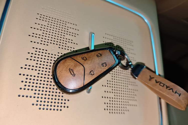 Used VOYAH Dream 2025 PHEV Four-Wheel-Drive Flagship Version – Qiankun Edition
