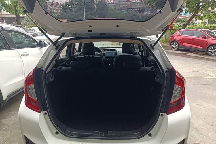 Used Honda Fit 2016 1.5L LX CVT Comfort Model
