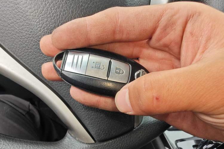 Used Nissan Tiida 2016 1.6L CVT Smart Drive Edition