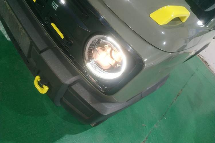 Used Geely Galaxy Panda 2024 200km Panda Rider Left Front Headlight