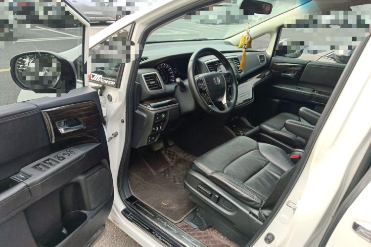 Used Honda Odyssey 2018 2.4L Smart Edition Driver Seat