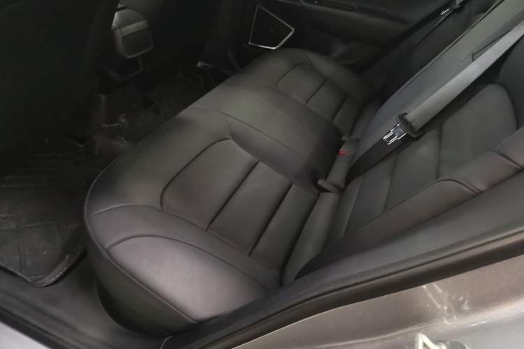 Used Geometry A 2024 410KM Travel Edition