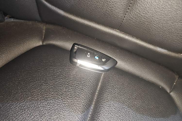 Used BMW X1 2016 sDrive18Li Premium Edition
