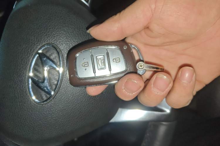 Used Hyundai Sonata 2015 1.6T GLS Smart Model
