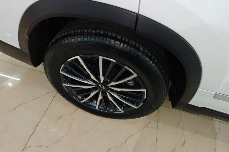 Used Chery Tiggo 8 PRO 2024 Champion Edition 290T Two-Wheel Drive Shining Version 7 Seats
