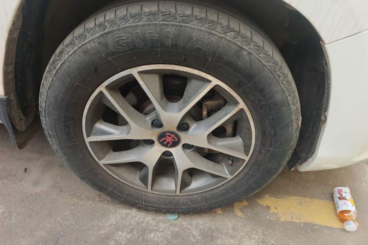 Used BYD Song 2016 GaiShi Edition 1.5TI Manual Elite Model