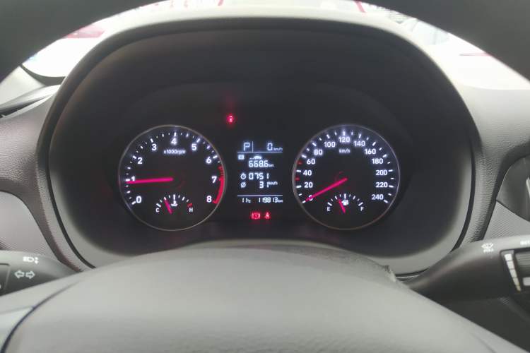 Used Hyundai Celesta 2020 1.6L Automatic GL Enjoyable Edition