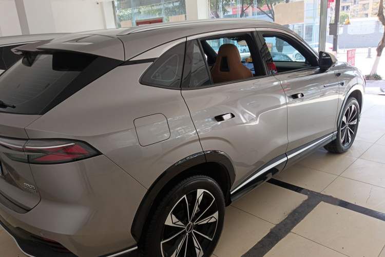 Used Roewe RX5 2023 1.5T Luxury Sliding-Screen Version