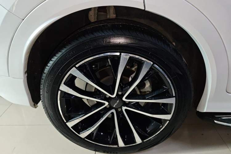 Used JETOUR X70 PLUS 2021 1.6T DCT Base 5-Seater Right Rear Wheel Hub