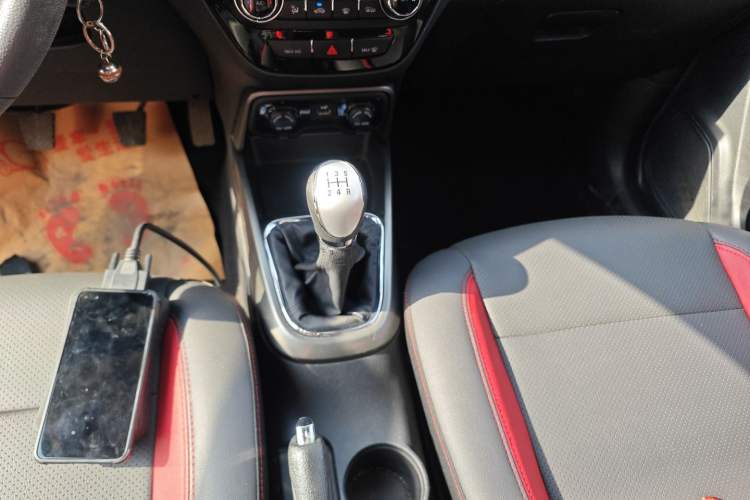 Used Changan CS15 2016 1.5L Manual Fashion Edition