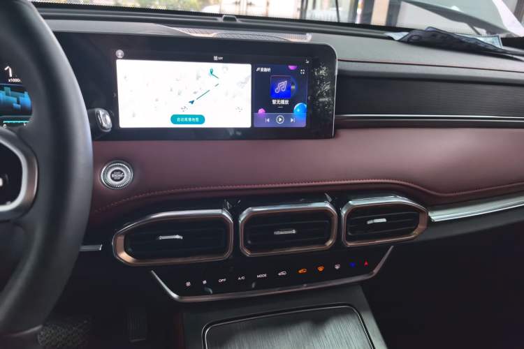 Used JETOUR X70 PLUS 2024 Champion Edition 1.5T DCT Champion MAX+ 5-seater