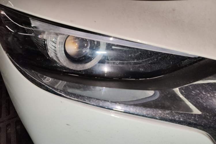 Used Mazda 3 Axela 2022 2.0L Automatic Zhi Rui Edition Right Front Headlight