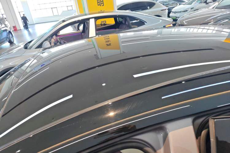 Used firefly 2025 Illuminated Edition
