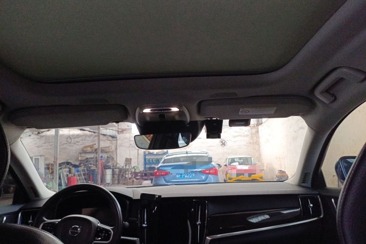 Used Volvo S90 2018 T4 Zhiyuan Edition